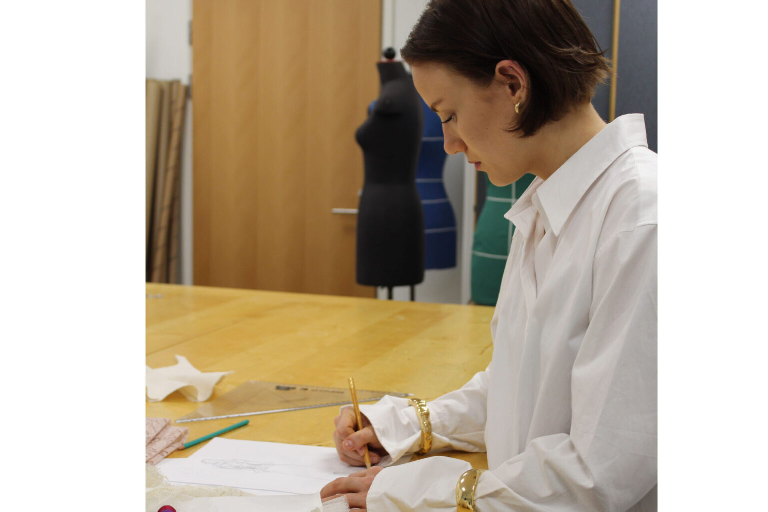 Does competing make us better designers?